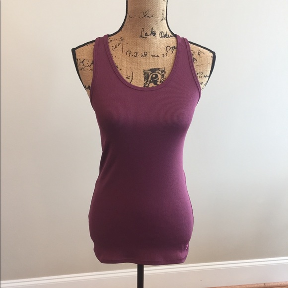 Under Armour Tops - Under Armour longline performance tank deep rose